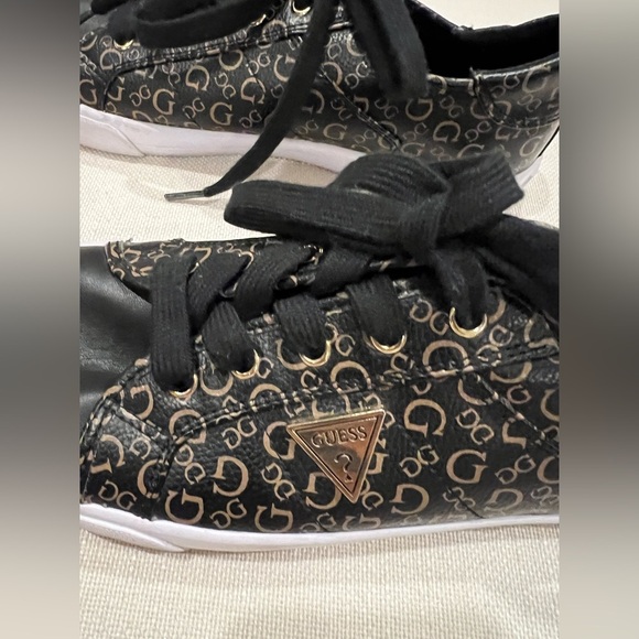 G by Guess Women Sneakers Black Brown size 8.5 Preowned Good Condition - Picture 4 of 5